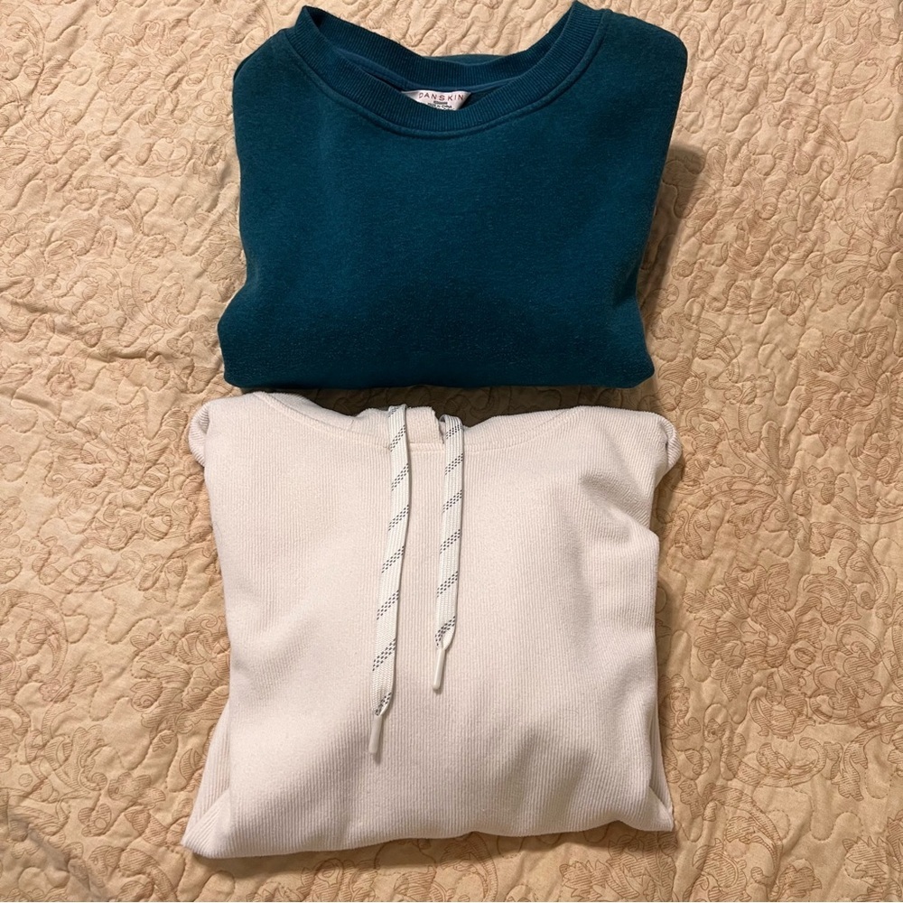 Women’s Crewneck Sweatshirt and Hoodie Duo Teal and Cream Danskin /Marc New York